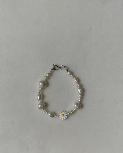 Daisy bracelet (unique)